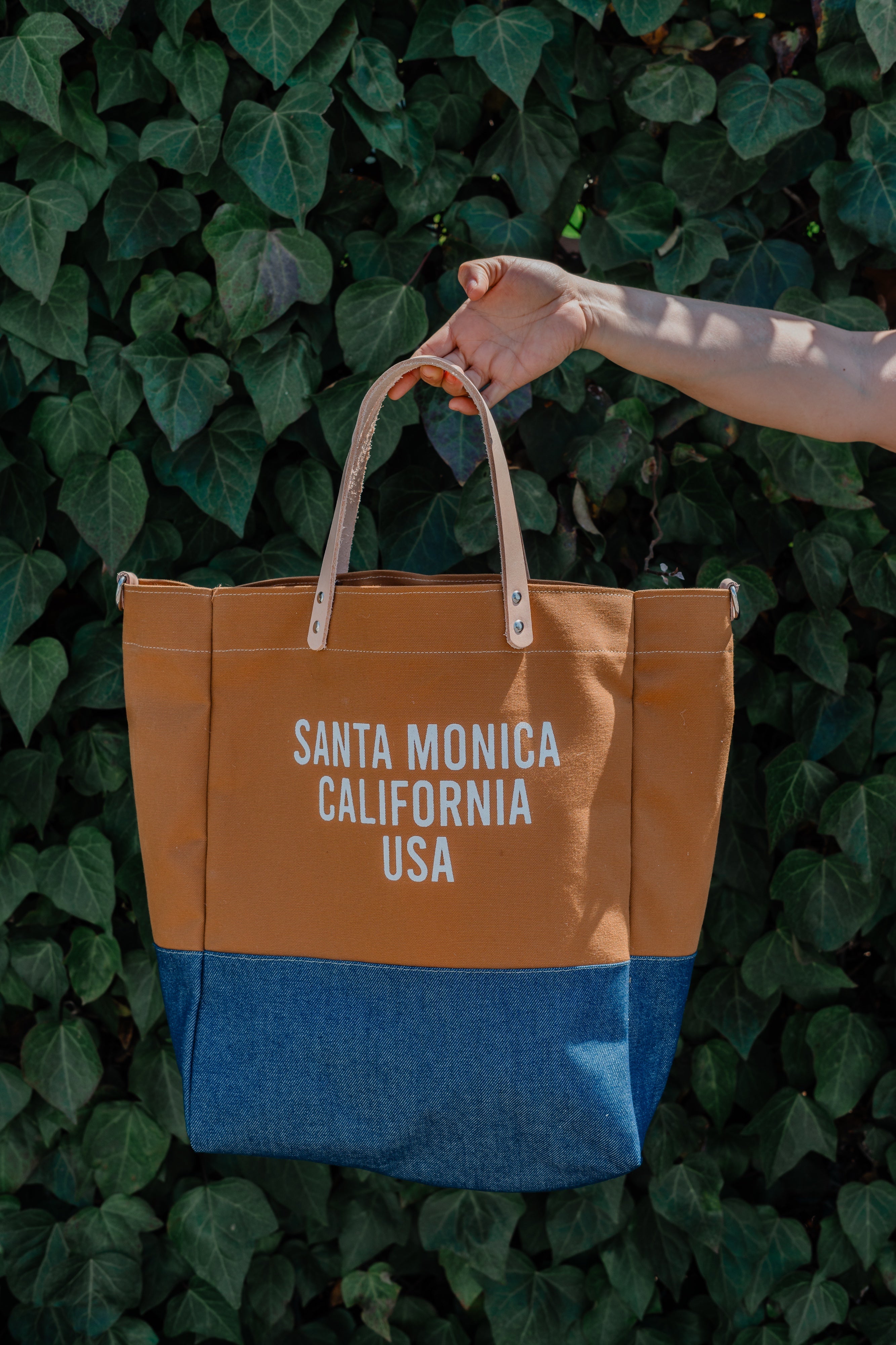 Sand Tote Bag (Canvas/Denim)